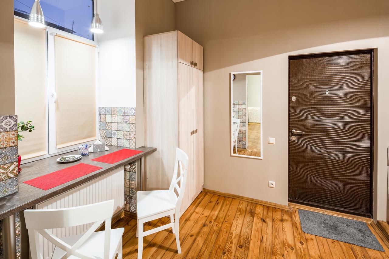 Onlviv Apartments Teatralna 23 Buitenkant foto